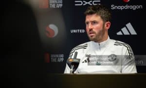 Гари Невилл: "Манчестер Юнайтед" энг яхши мураббийни танлаши керак"