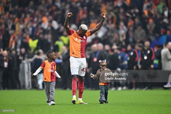 Осимхен: "Дунёдаги футболчиларнинг 90 фоизи "Ювентус" сафида ўйнашни истайди"