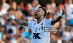 Анчелотти Неймар борасида қарор қабул қилди