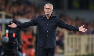 Моуриньо 12 йилдан бери бир тўсиқдан ўтолмаяпти