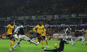 АПЛ. Кучли учликда бораётган "Астон Вилла" сўнгги ўриндаги "Вулверхэмптон"га енгилди
