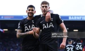 "Тоттенхэм" етакчиси учун учта топ жамоа курашмоқда