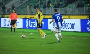 Суперлига. “Нефтчи” мавсумдаги илк учрашувида “Машъал”ни йирик ҳисобда мағлуб этди