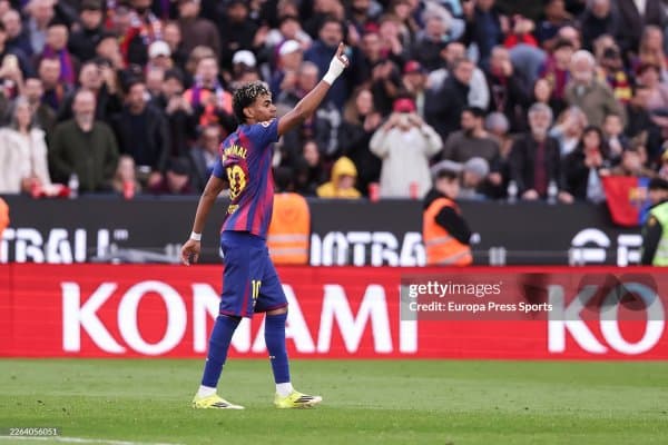 Ламин Ямал фаолиятида илк бор хет-трик қайд этди