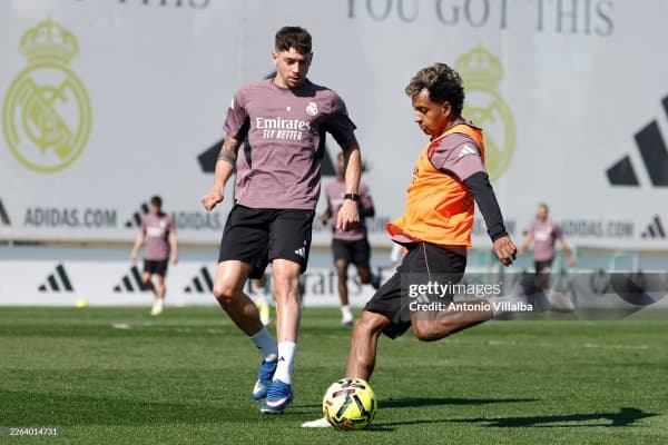 Арбелоа: "Родриго жамоа учун ҳал қилувчи фигурага айланиши мумкин"