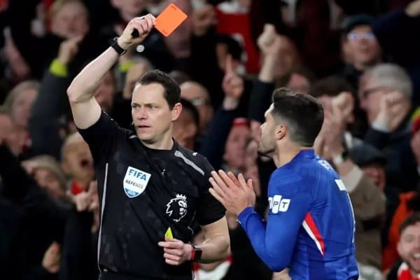 Майдондан ҳайдалсанг, ўзингдан кўр!