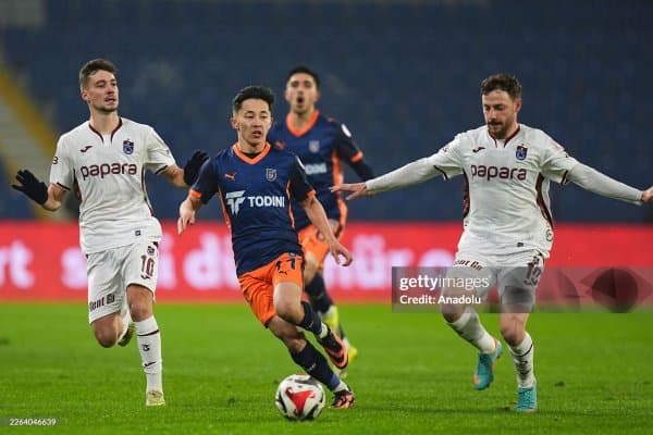 Туркия Кубоги. "Истанбул Башакшеҳир" голларга бой ўтган ўйинда "Трабзонспор"га енгилди