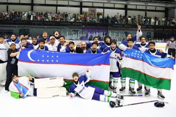 Ёш хоккейчиларимиз жаҳон чемпионатини ажойиб ғалабалар билан бошлашди