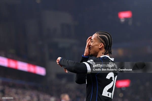 АПЛ. "Челси" сафарда "Астон Вилла"ни йирик ҳисобда ютди 