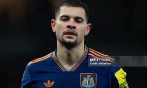 "Ньюкасл" футболчиси супер таклифларни рад этмоқчи