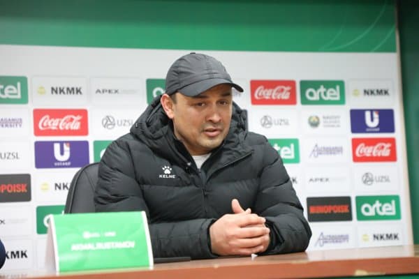 Акмал Рустамов: "Менга ҳужумчилар гол уриши шарт эмас"