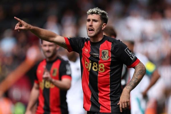 “Барселона” ва 4 та Европа клублари “Борнмут” ҳимоячиси учун курашишяпти