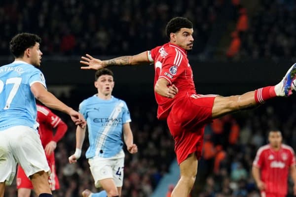 Сен клубдан узоқроқ юр! Директорни ҳайдашяпти