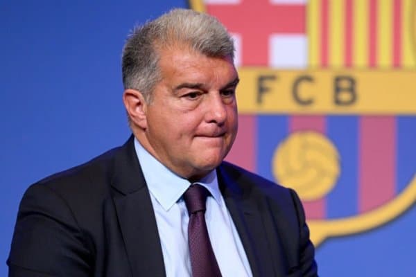 Лапорта: “Хави билан мағлуб бўлган футболчилар Флик билан ғалаба қозоняпти”