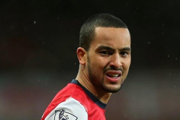 Футбол афсонаси танқид остида қолди