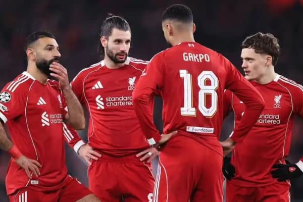 “Ливерпуль” яна уч футболчи келажагини ҳал қилади