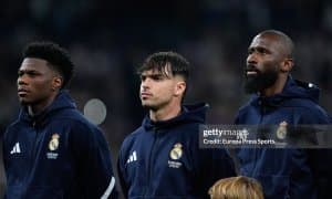 "Арсенал" "Реал" ҳимоячисини ёзда ўз сафига қўшиб олмоқчи 