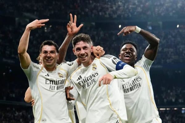 Арбелоа шогирдлари “Сити”ни қандай янчиб ташлаганини тушунтирди