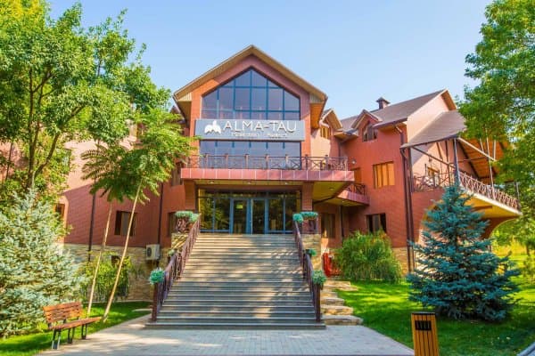 Бокс терма жамоамиз Қозоғистонга жўнаб кетди