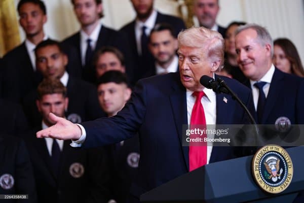 Трaмп Эроннинг Жаҳон чемпионатида иштирок этиши уларга хавф туғдиришини айтди