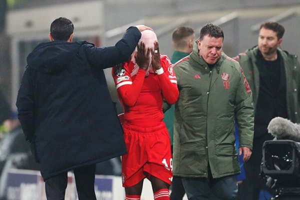 Машҳур футболчи 25 ёшида фаолиятини якунлаши мумкин