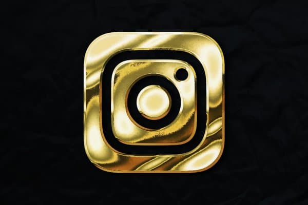 "Instagram" да энг кўп обуначига эга ММАчи, боксчи, пойгачи, баскетболчи ва футболчи ким?