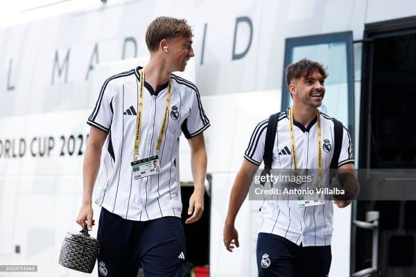 “Ливерпуль” “Реал” ҳимоячисини кўзламоқда