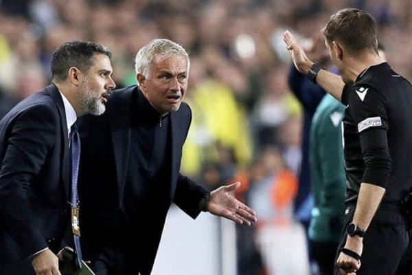 Моуриньо яна ҳайдалди