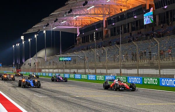 Расман. Баҳрайн ва Саудия Арабистони Гран-прилари бекор қилинди