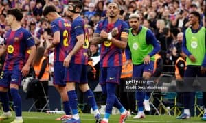 Ла Лига. "Барселона" голларга бой ўтган ўйинда "Севилья"ни енгди. Рафиньядан хет-трик