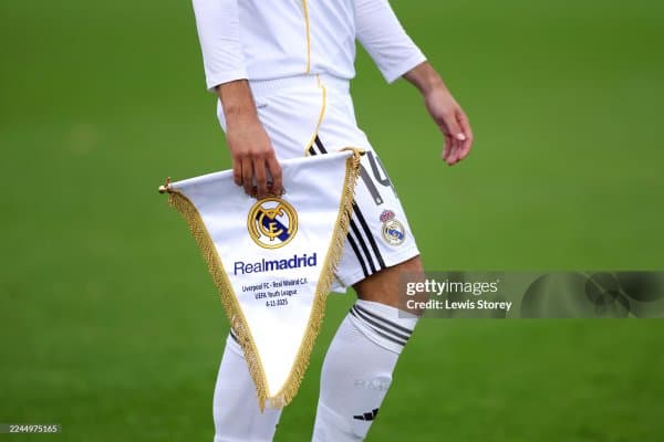 "Реал" ёзда 160 миллион еврога футболчи сотиб олмоқчи