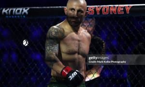 Александр Волкановски UFC тарихидаги ТОП-5 жангчини санаб ўтди