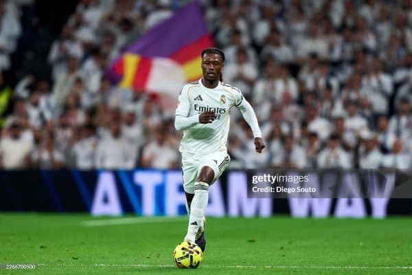 Eduardo Kamavingaga APL klublari qiziqmoqda