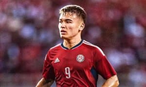 Терма жамоа футболчиси тўрт ўйинга ҳайдалди