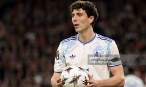 Пау Торрес "Барселона" қизиқиш доирасида