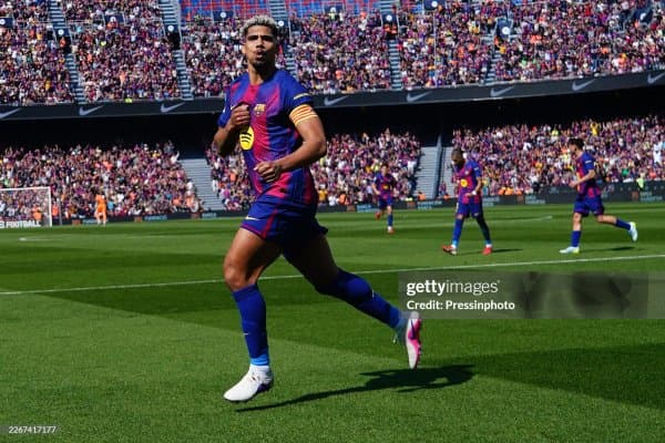 Ла Лига. "Барселона" Мадрид клубини кичик ҳисобда таслим қилди