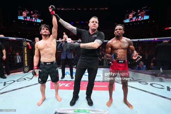 Лерон Мёрфи оғзидаги ошни олдирди, Мовсар Евлоевдан эса камбек!