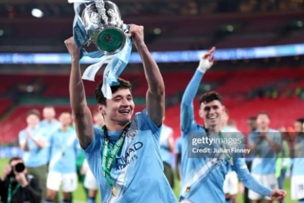 Биринчи совриндан кейин Гвардиола Ҳусанов номини ҳам алоҳида тилга олди