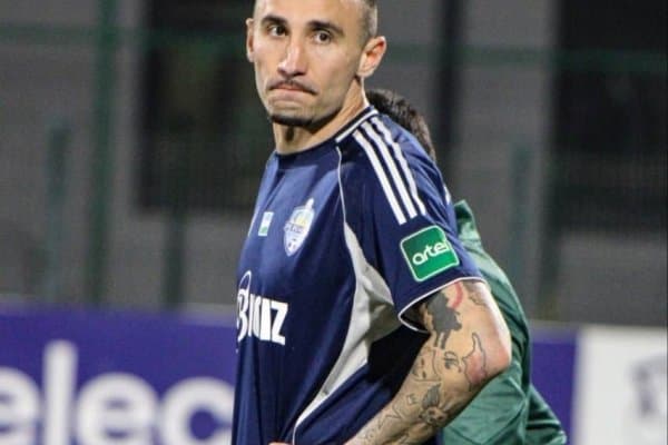 "Таклифни қабул қилиш ҳақида кўп ўйлаб ўтирмадим" - Илк бор майдонга тушган "Бухоро"нинг грузиялик легионери билан суҳбат 