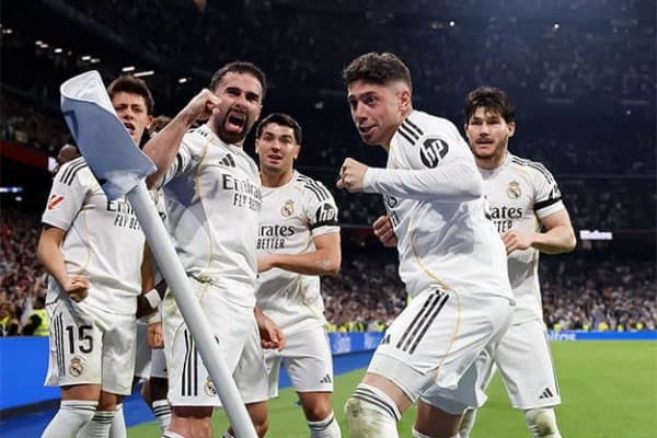 “Реал” ўзи кетказган юлдузни қайтариш пайига тушди