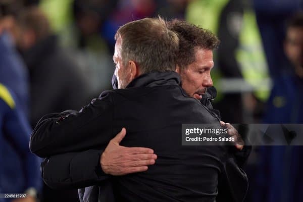 Ла Лигада ойнинг энг яхши мураббийи аниқланди!