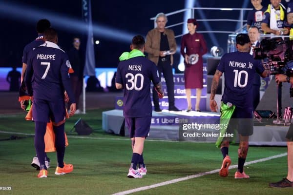 Почеттино: "Месси, Неймар ва Мбаппе билан муваффақиятга эришиш мумкин эди"