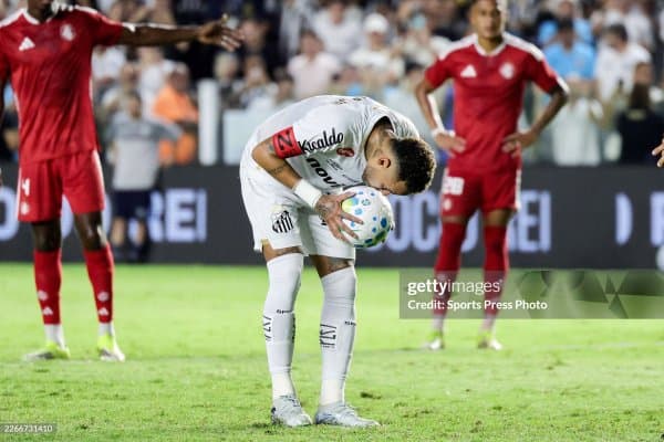 Ромарио Анчелоттига Неймар бўйича маслаҳат берди