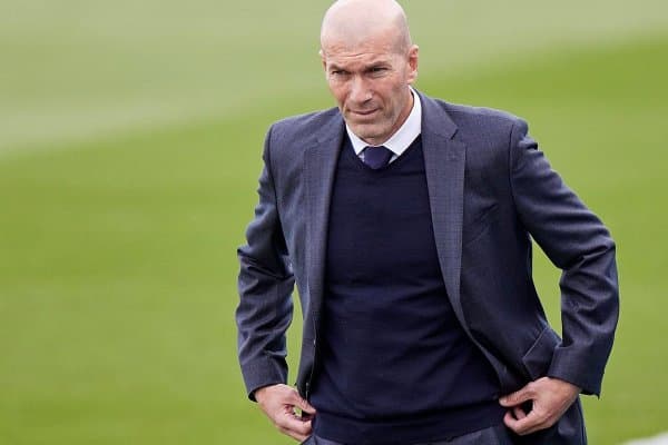 Зидан мураббийликка қайтяпти! У ўзига мураббийлар штабини йиғди