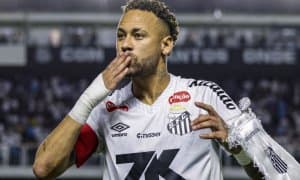 Неймар ЖЧ қайдномасидан жой олиш йўлини топди