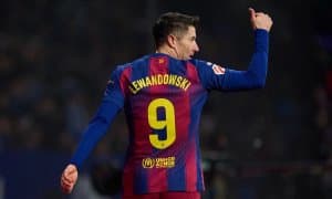 Левандовскига тўртта мамлакатдан таклиф бор