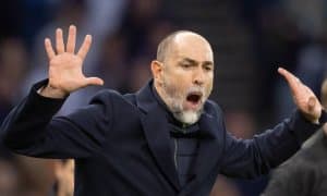 Расман! Англия суперклуби машҳур мураббийни ҳайдади