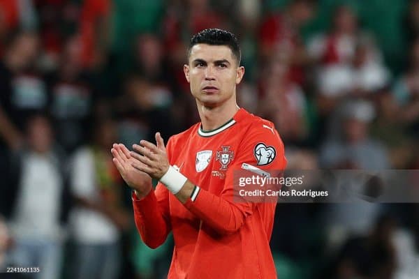 Роберто Мартинес Роналдунинг келажаги ҳақида ўз фикрлари билан ўртоқлашди