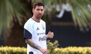 Жаҳон чемпионати олдидан Аргентина футболи раҳбарига айблов эълон қилинди