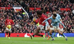 “Сити” Англия терма жамоаси футболчиси учун курашда “Юнайтед”ни ортда қолдирди